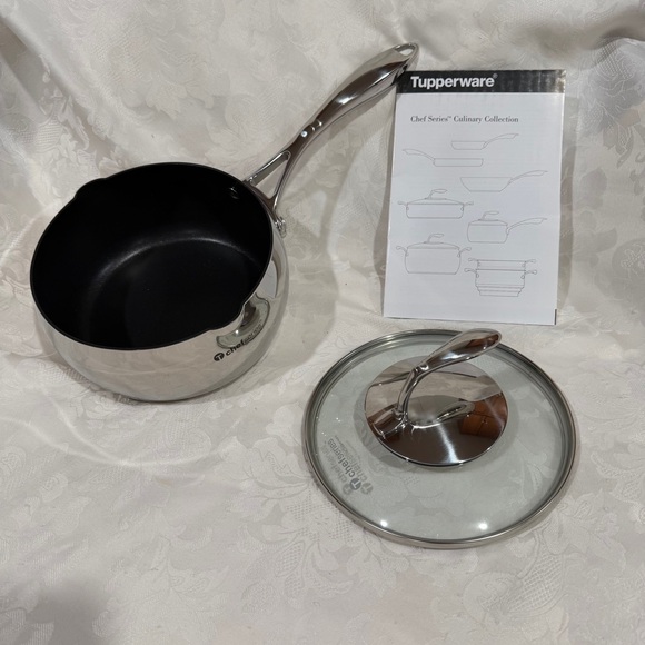 NEW! Tupperware Chef Series Non-Stick Stainless Steel Saucepan w/ Cover 2.5 qt - Picture 3 of 7